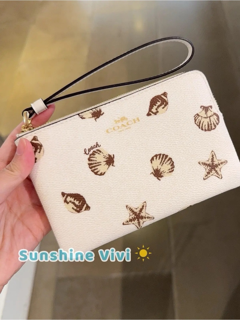 Coach Leather Corner Zip Wristlet Coral Shells
